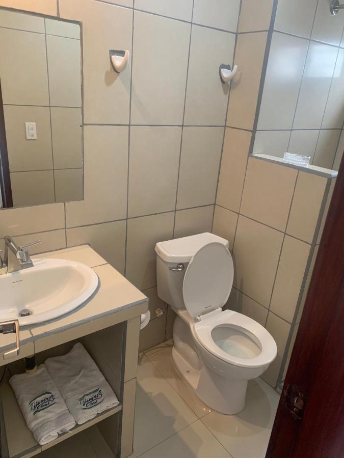 Hotel Tijerinos Boaco Zewnętrze zdjęcie
